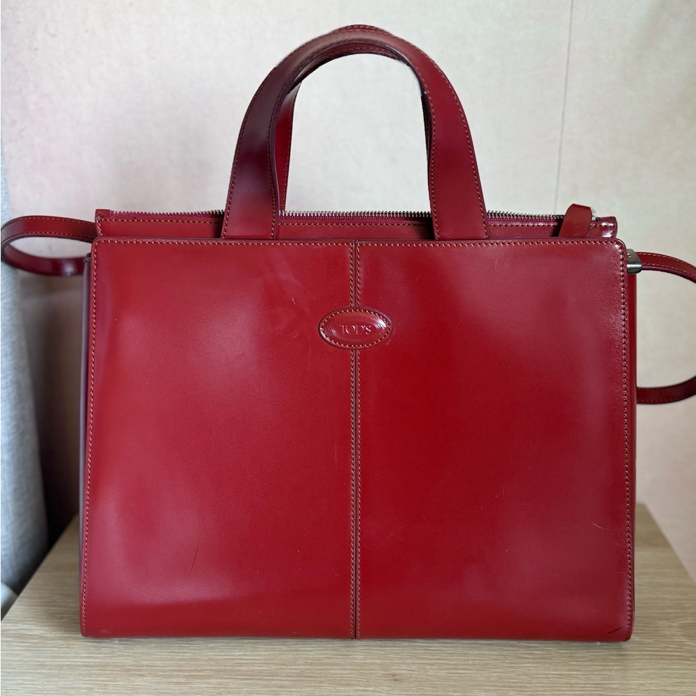 Tom’s Rare D Ring Leather Handbag